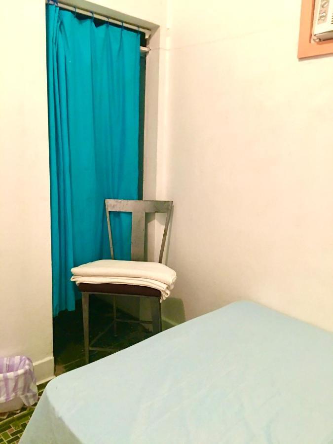 Medusa'S Hostel Aguadilla Luaran gambar